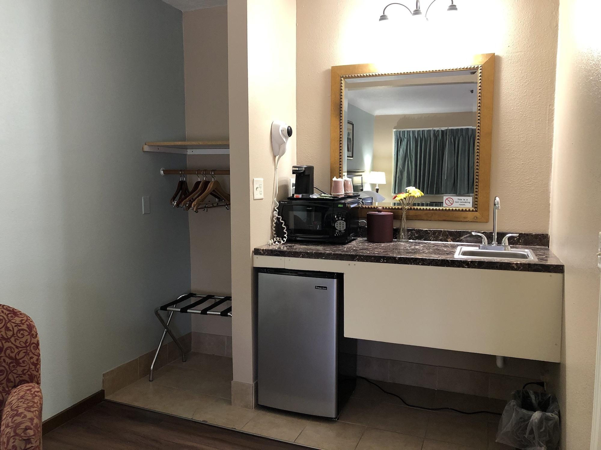 Value Inn Motel Eugene Airport Экстерьер фото